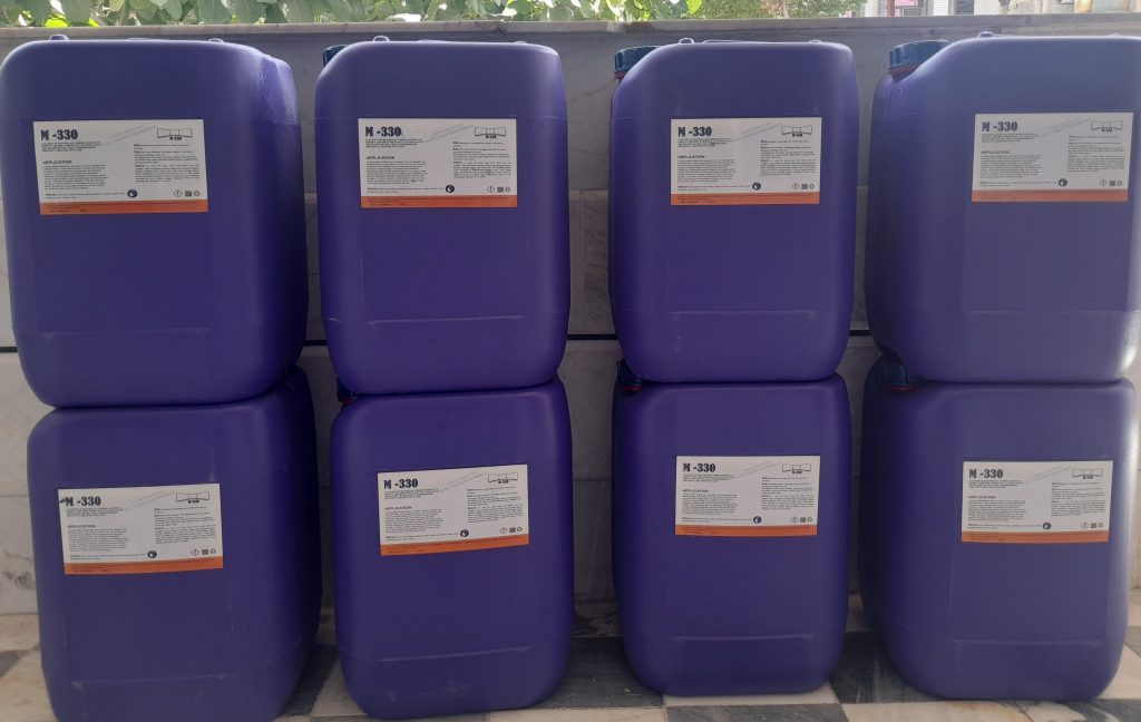 توربین کلینر. کمپرسور کلینر. بهترین تمیز کننده توربین. این مایع جرم رسوب و چربی را از سطح بلید های توربین تمیز می کند